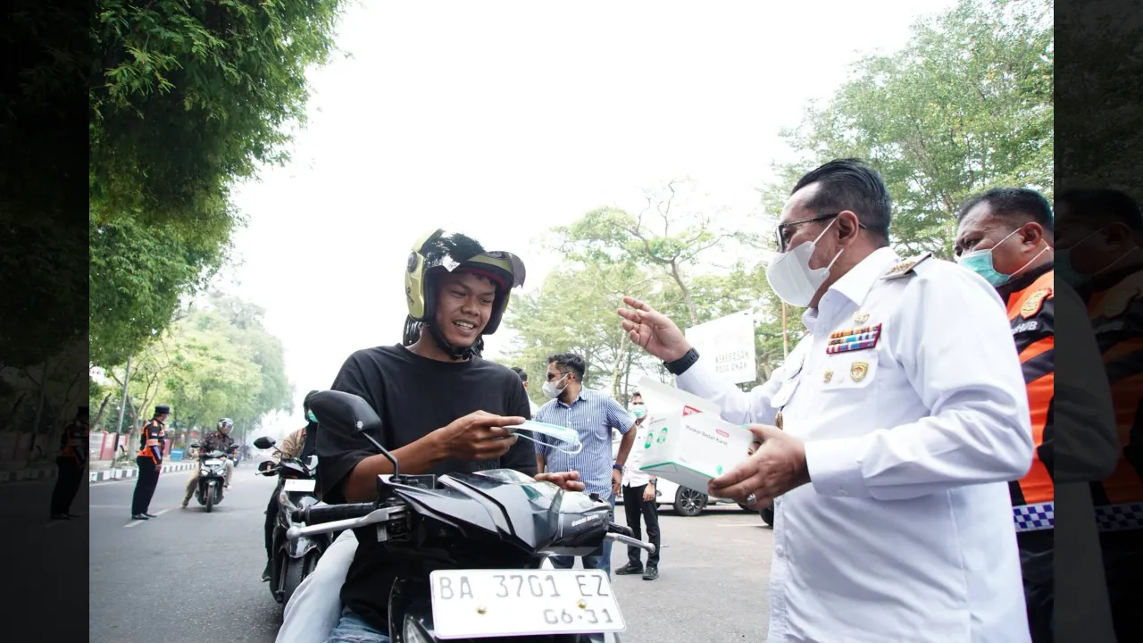    Kabut Asap Kepung Tanah Datar, 2.589 Kasus ISPA Tercatat, Porprov Terancam Ditunda